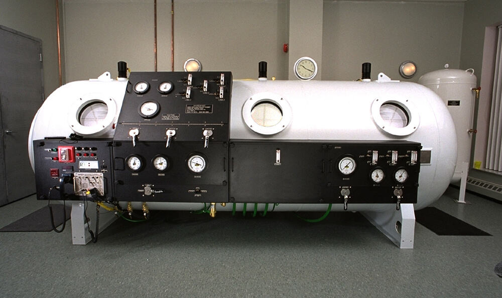 Hyperbaric Chamber at Ocean Medical Clinic